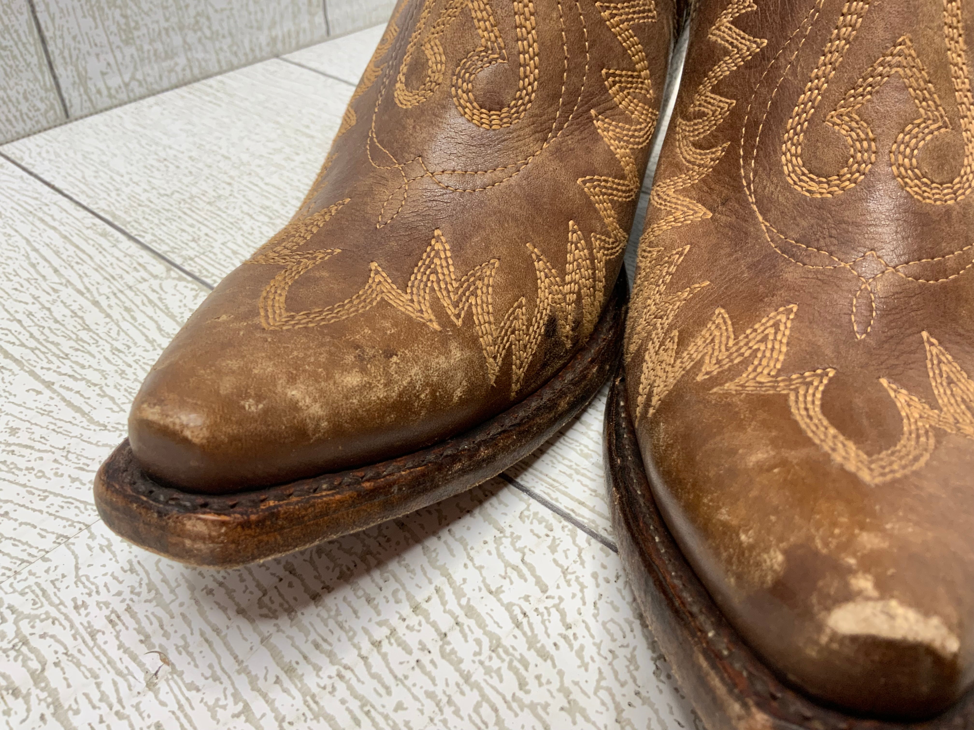ARIAT Women's Dixon Western Boot **Size 6.5** (7997557440750)